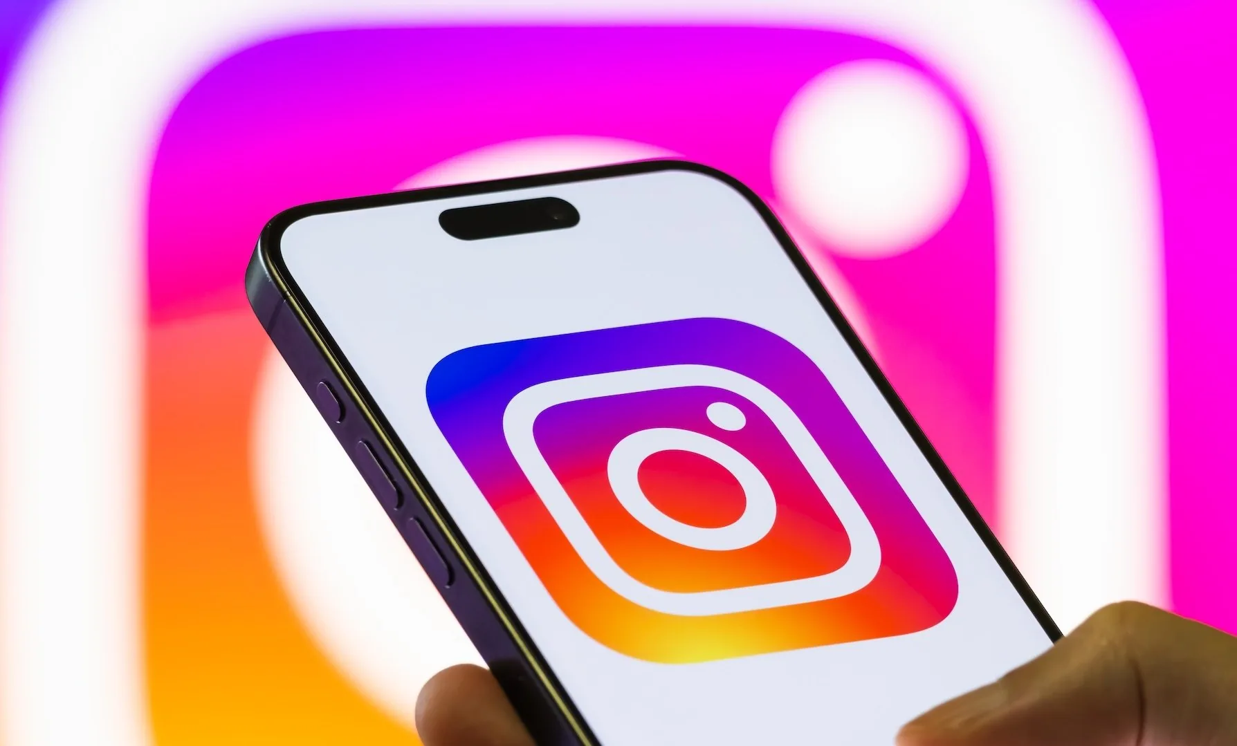 Instagram มีผู้ใช้ 3 พันล้านคนจริงหรือ? ส่องความยิ่งใหญ่และการวัดผลที่คลุมเครือ