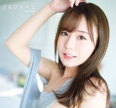 จากรอยยิ้มที่โลกจำ สู่ไอคอนความน่ารักแห่งยุค Miru Sakamichi นักแสดงสาวผู้ครองใจแฟนๆ ด้วยเสน่ห์และฝีมือที่เติบโตไม่หยุด